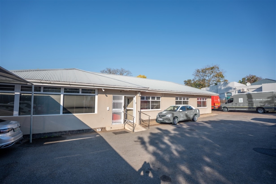 Commercial Property for Sale in Vincent Eastern Cape